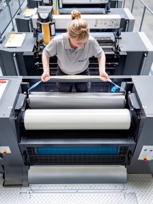 Speedmaster CX 104 coating unit anilox roller change