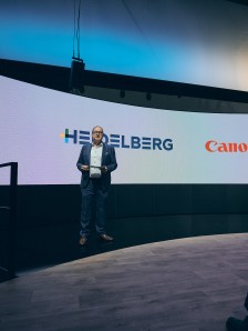 Dr. David Schmedding (future member of the Executive Board for Sales and Service), HEIDELBERG press conference